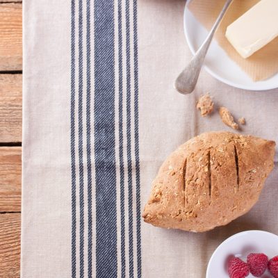 loaf-with-other-ingredients-breakfast_1220-48